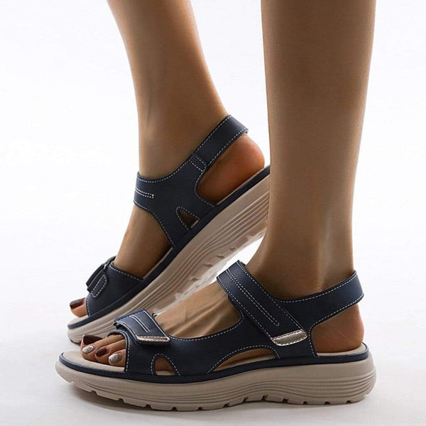 Blauwe Rianne sandalen voor dames met handige klittenbandsluiting