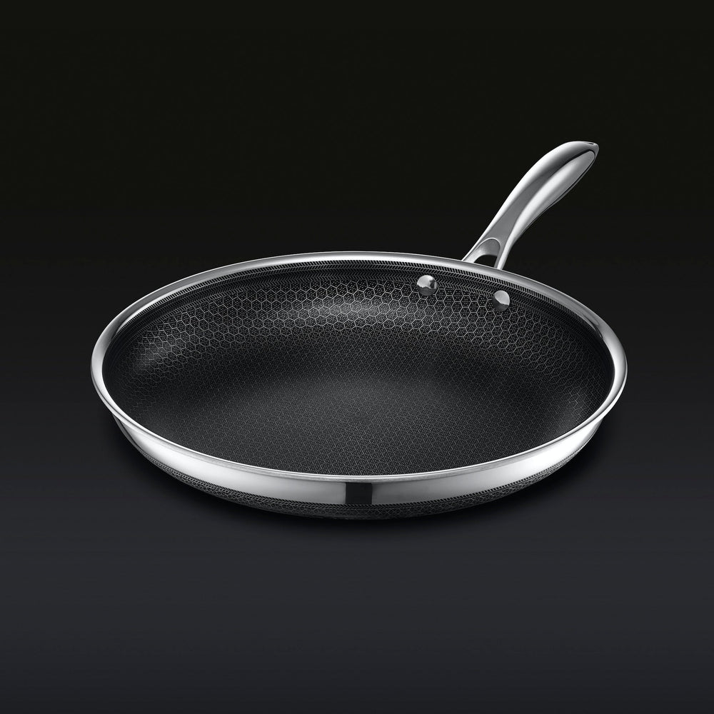 "13-delige hybride kookset met non-stick, roestvrij staal en gietijzer, inclusief diverse pannen en potten voor elke maaltijd
