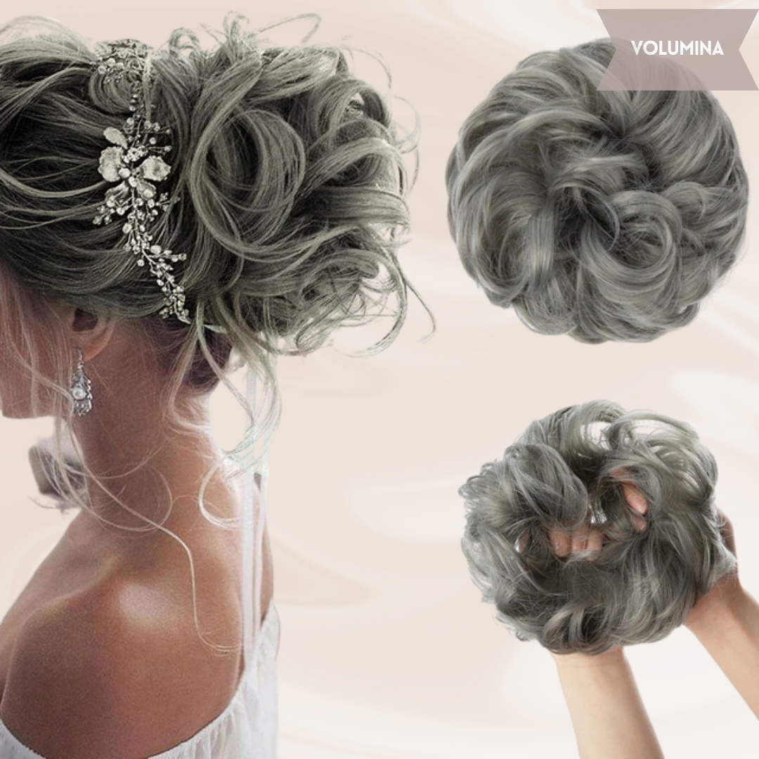 Zachte textuur van de synthetische messy bun haarknot