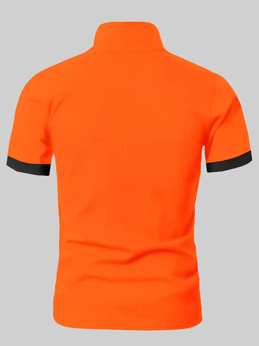 Modern oranje heren t-shirt, slim fit met korte mouwen en comfortabele knoopsluiting, perfect voor casual mode.