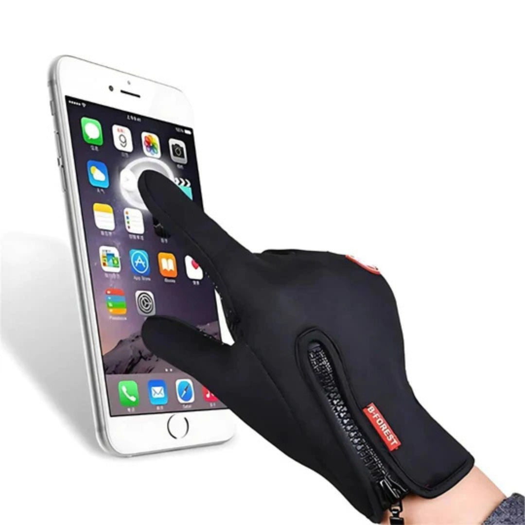 Duurzame verwarmde outdoorhandschoenen met anti-slip grip, perfect voor fietsen en wintersport in nat weer.