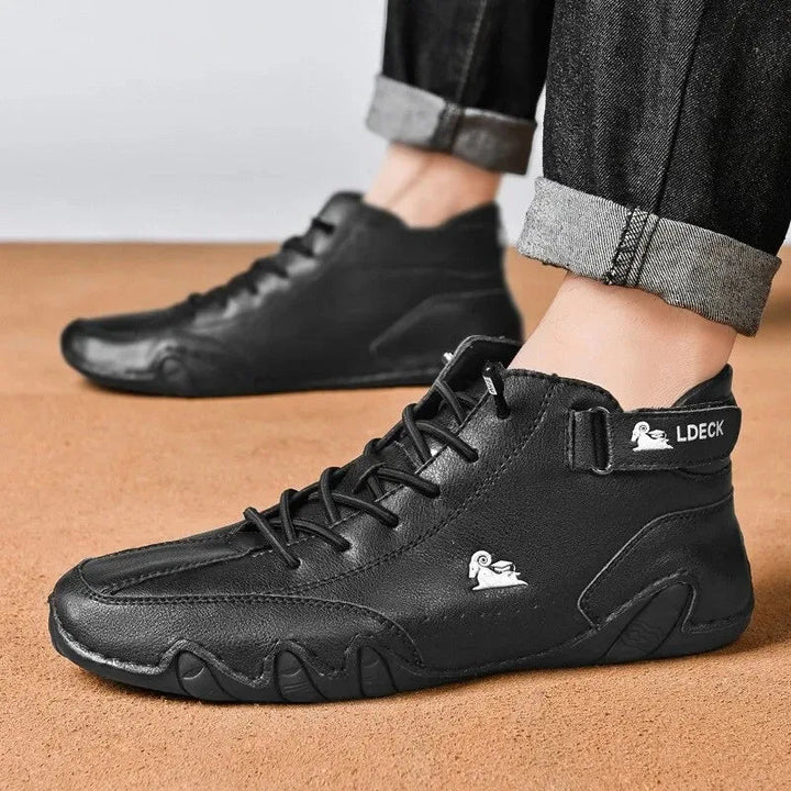 Waterdichte Hoymans heren laarzen, ideaal voor een stoere, casual look.