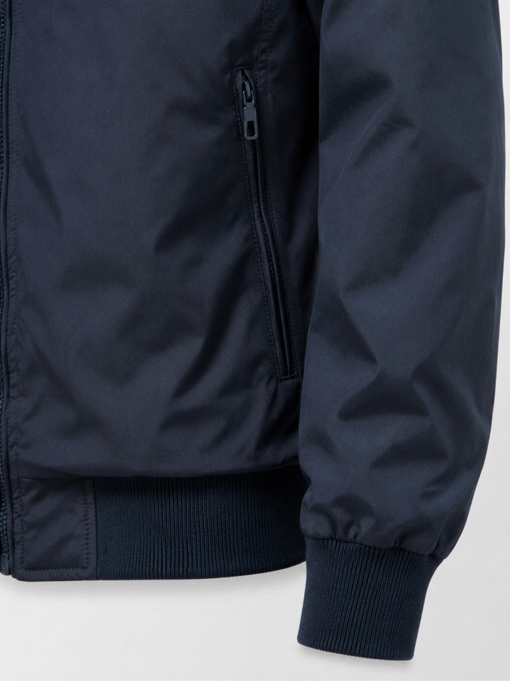 Trendy herenmode bovenkleding met opvallende ritssluiting details