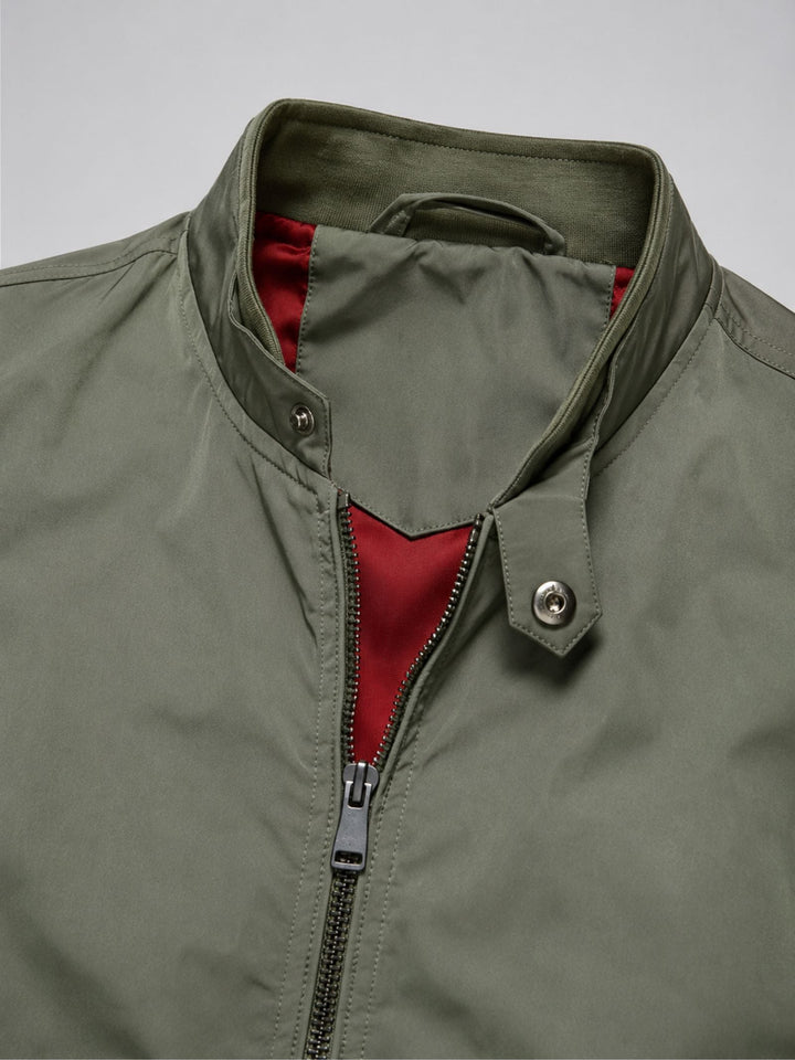 Modern heren bomberjack met subtiele accenten en pasvorm