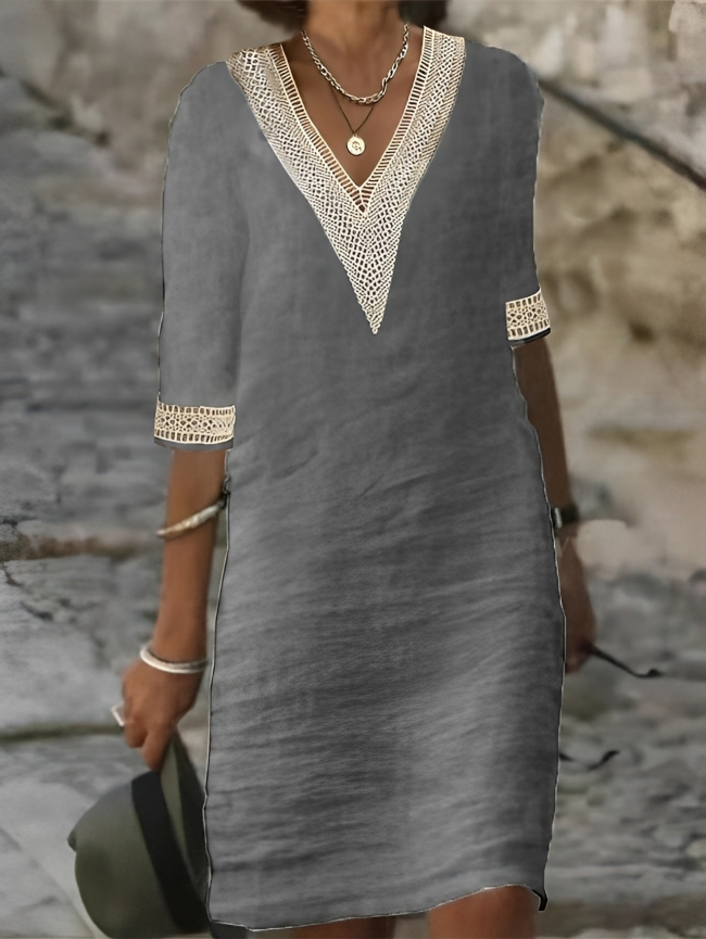 Trendy dames midi jurk van luchtig linnen, perfect voor de zomer; stijlvol, losvallend en comfortabel.