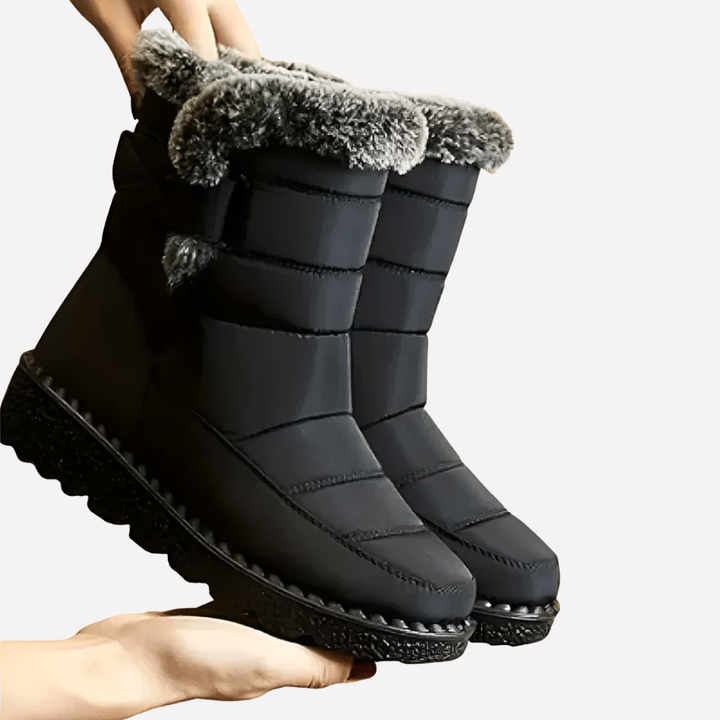 Comfortabele waterdichte dames winterlaarzen met antislipzool, perfect voor buiten in de winterkou.