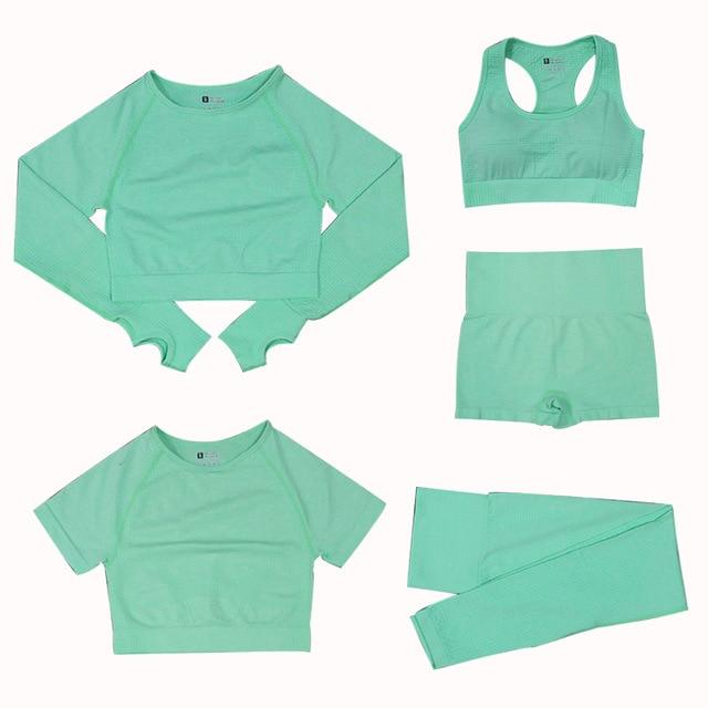 "5-delige dames sportset, met trendy top en hoge taille legging, perfect voor stijl en comfort tijdens elke activiteit."