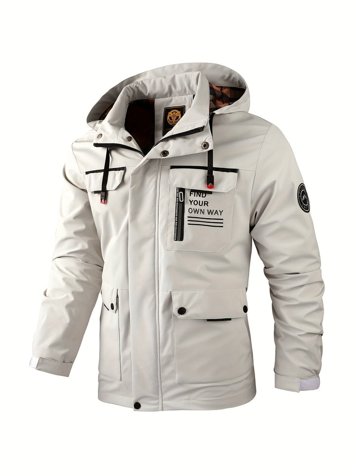 Warme heren winterjas met capuchon, waterdicht en winddicht. Essentieel voor winterkleding en avonturen.