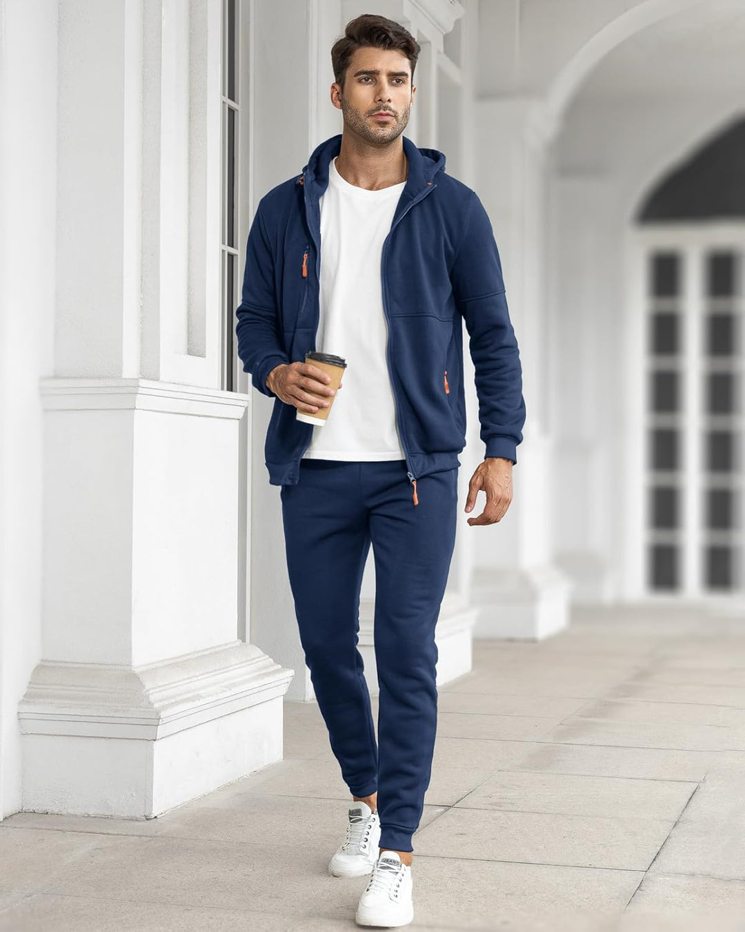 Heren trainingspak Jamie, lichtgrijs; stijlvolle sportkleding met moderne uitstraling.