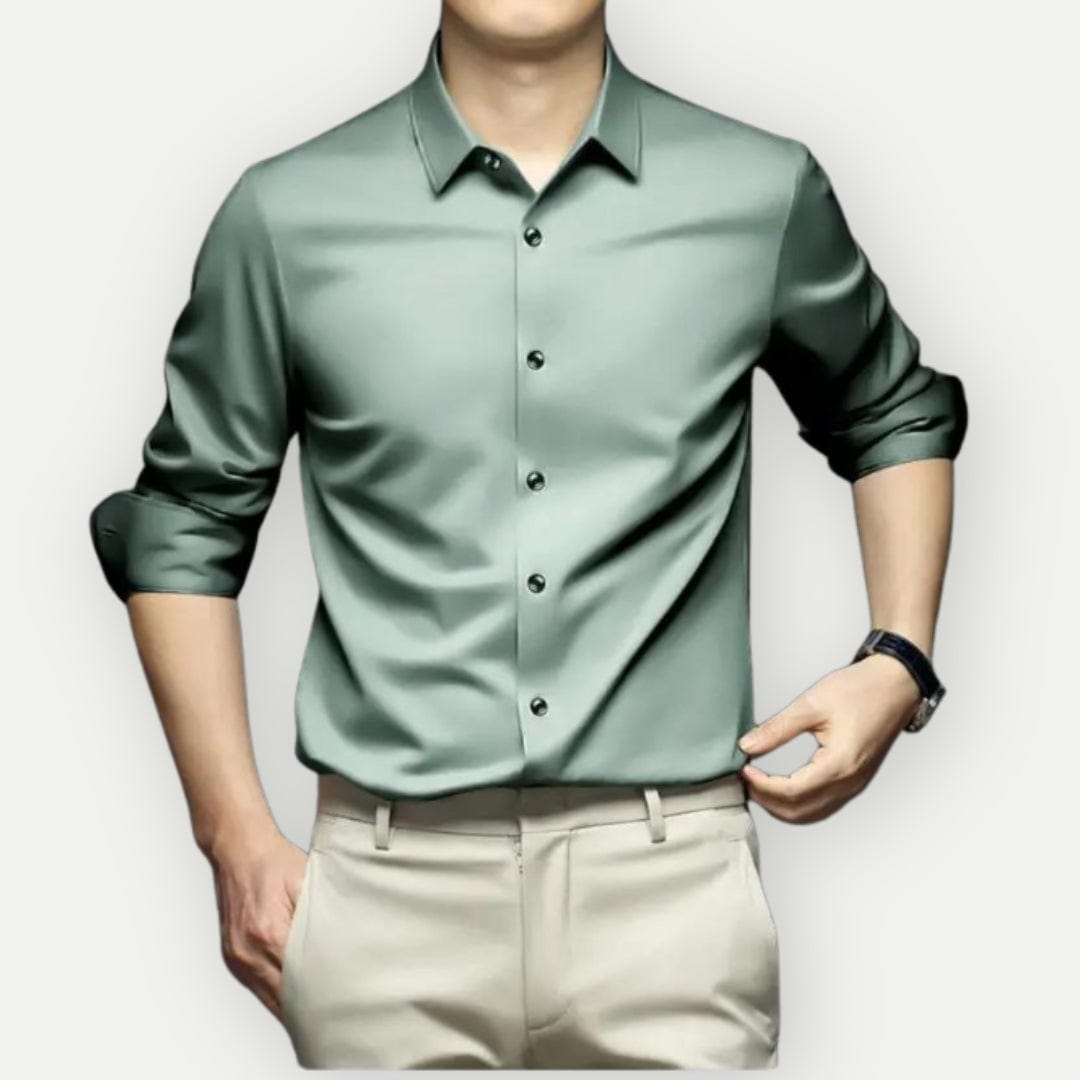 Volledig beeld: Stijlvol herenoverhemd, slim fit. Kreukvrij, ideaal voor formele en casual herenmode.
