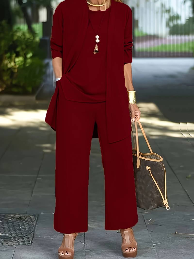 Stijlvolle driedelige dames broekpak set, perfect voor casual of elegante looks en ultiem comfort.