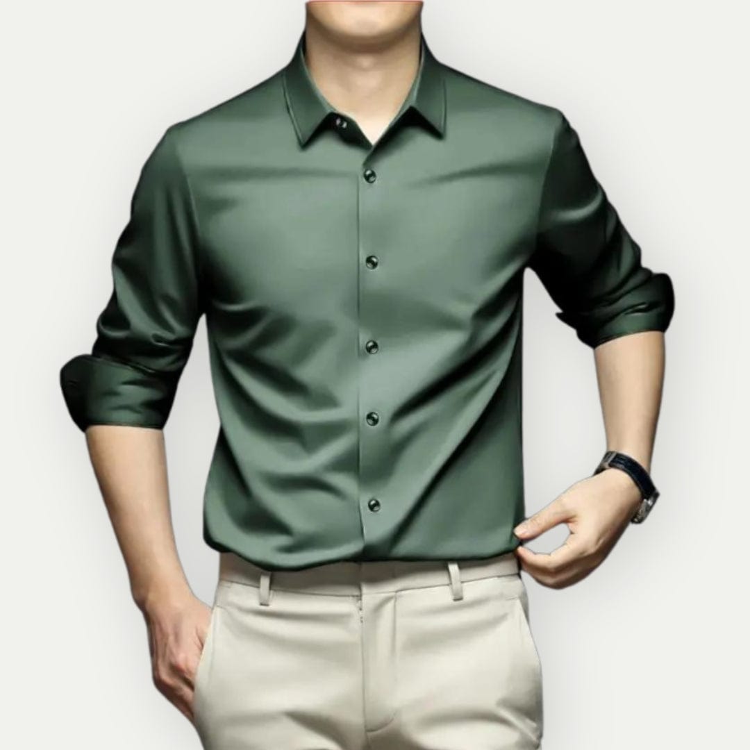 Heren kreukvrij slim fit overhemd. Stijlvol, strijkvrij gemak voor elke gelegenheid. Herenmode essentieel.