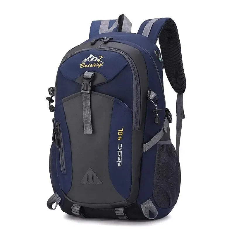 Robuuste unisex backpack met laptopvak voor avontuurlijke reizen. Waterdicht, antidiefstal en comfortabel draagsysteem.