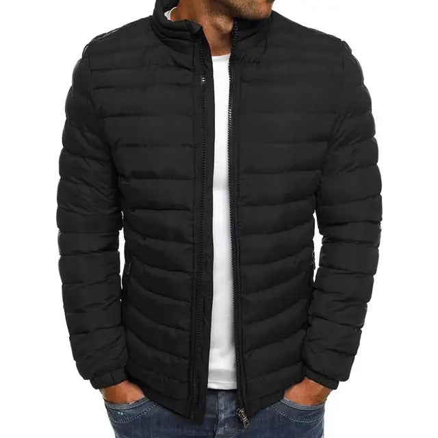 Heren tussenjas met opstaande kraag. Stijlvolle en casual jas, perfect als bovenkleding in de lente en zomer.
