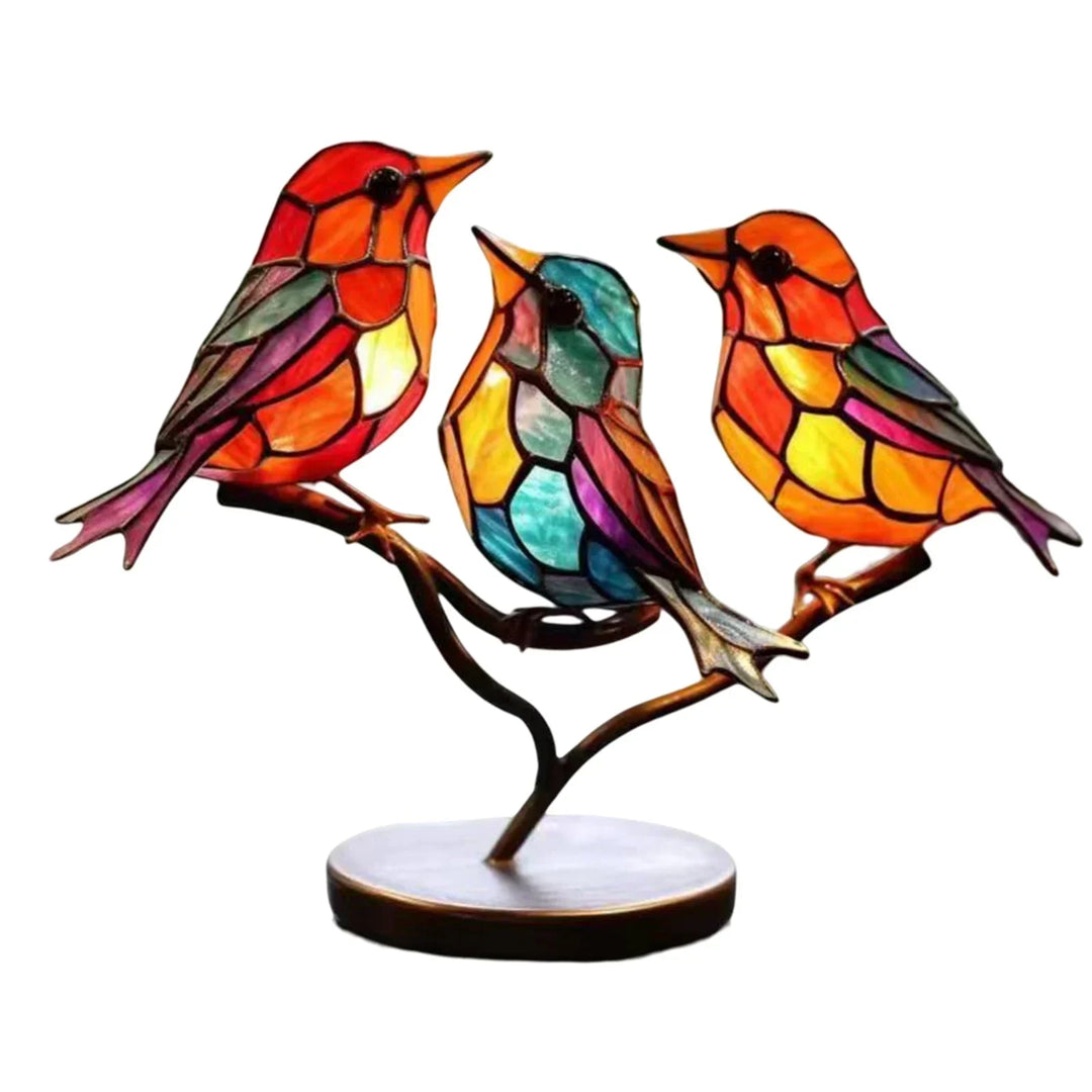 De acrylvogels als rustgevende toevoeging aan de slaapkamerinrichting.
