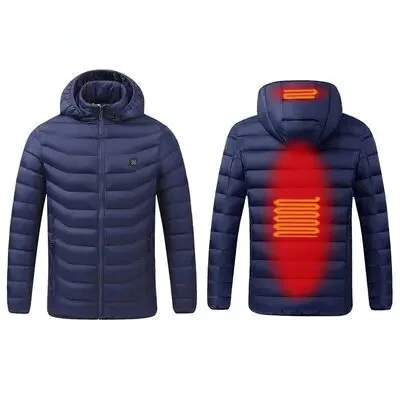 Boord en mouw detail van de warme heren wintermode jas