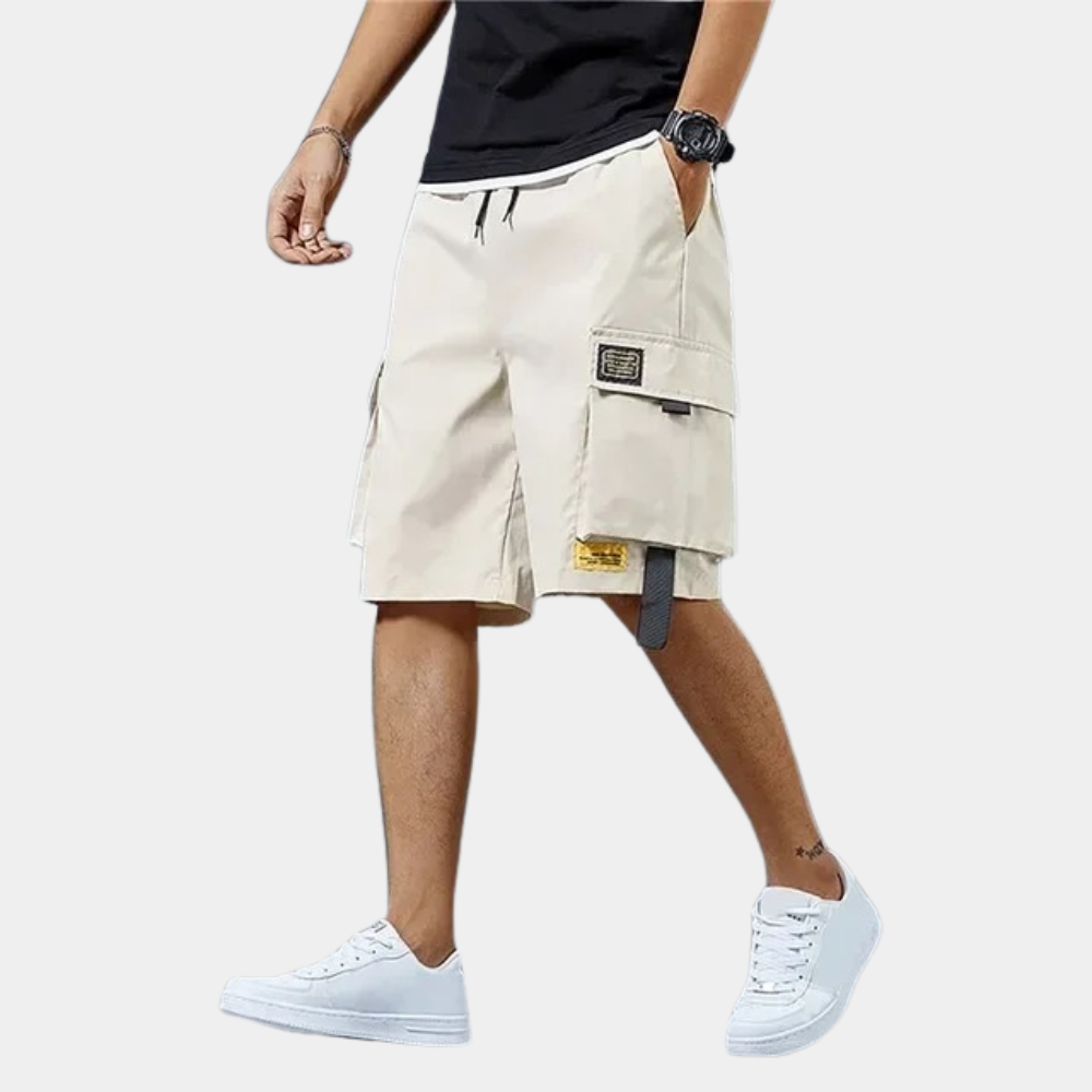 Duurzame heren cargo shorts, comfortabel en ademend. Essentiële herenkleding voor actieve dagen of ontspanning.