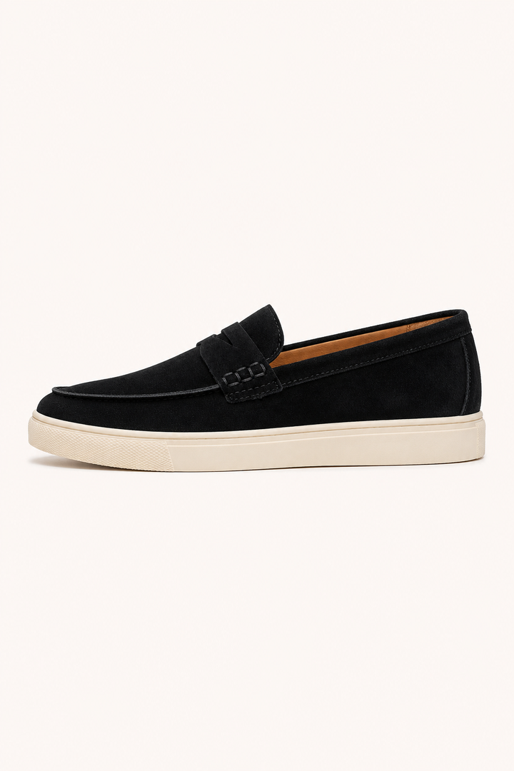 Grijze casual heren mocassins. Stijlvolle instappers met sportieve sneakerzool voor comfort en dagelijks gemak.