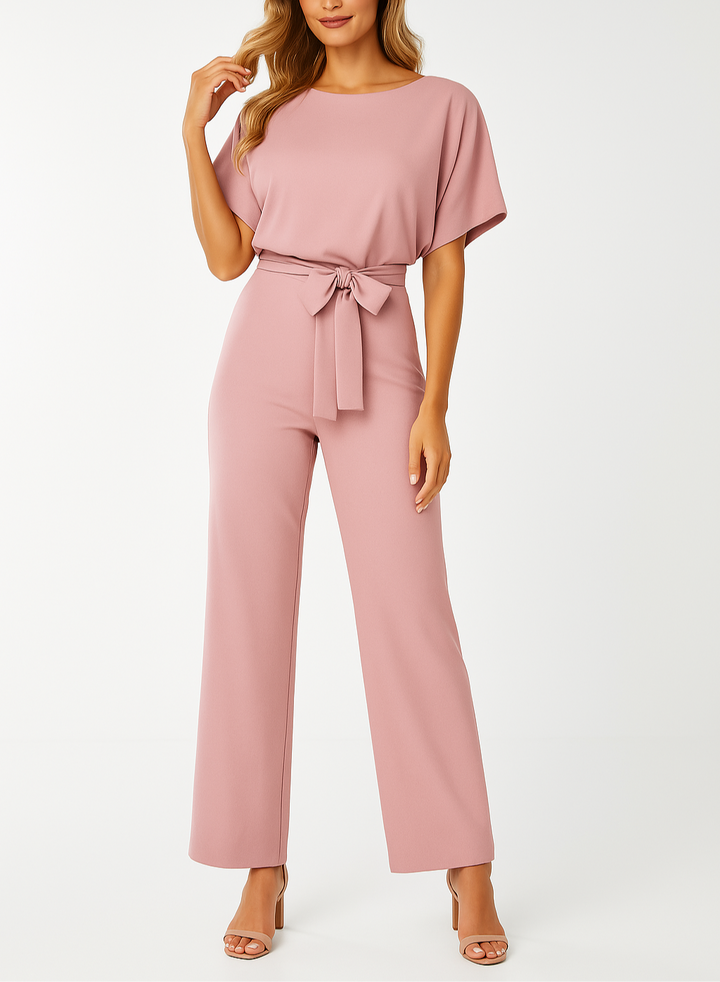 Chique Hoymans Dames Jumpsuit Sophia, creëert een elegante uitstraling voor elke vrouw.