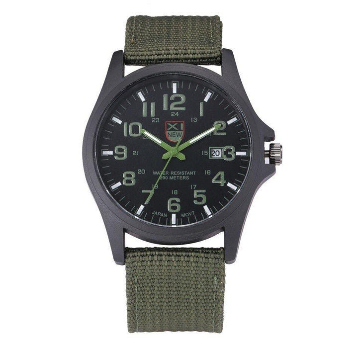Robuust outdoor herenhorloge, waterdicht en schokbestendig, met LED-display, perfect voor avonturiers.