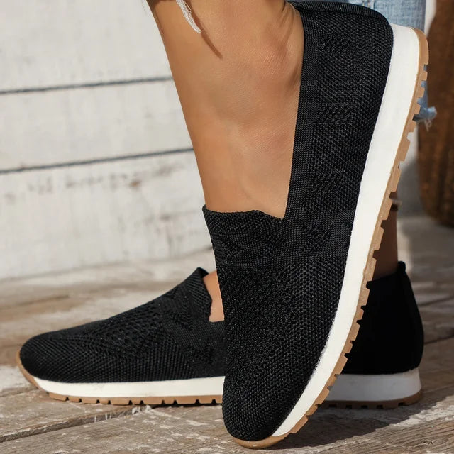 Antislip orthopedische instappers voor dames, comfortabele slip-on schoenen met extra ondersteuning.