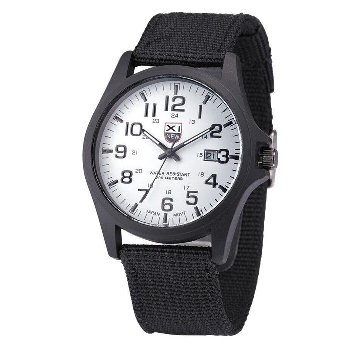 Betrouwbaar tactisch herenhorloge, extreem waterdicht en schokbestendig, met handig LED-licht voor duurzaam gebruik.