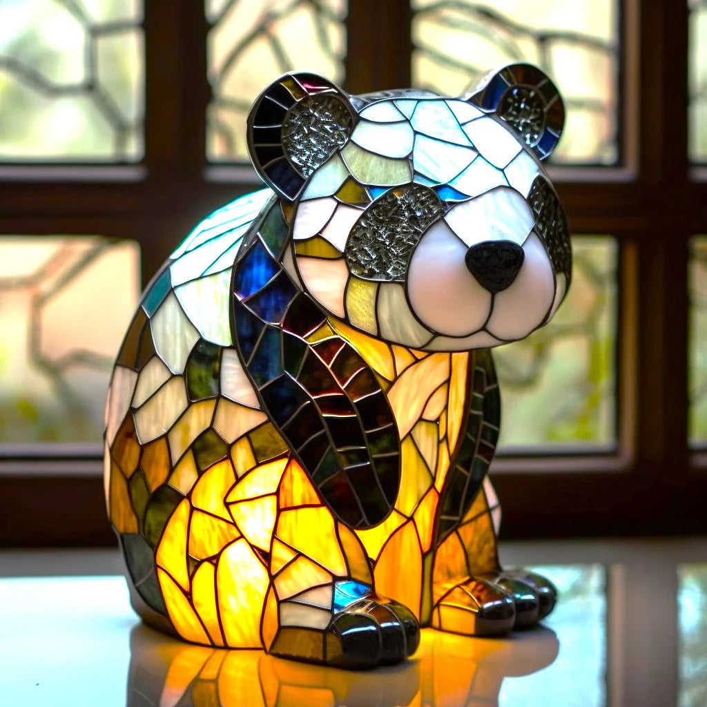 Natuur- en fantasy-geïnspireerde dierenlamp, glasinlood kunst voor sfeervolle interieur decoratie.