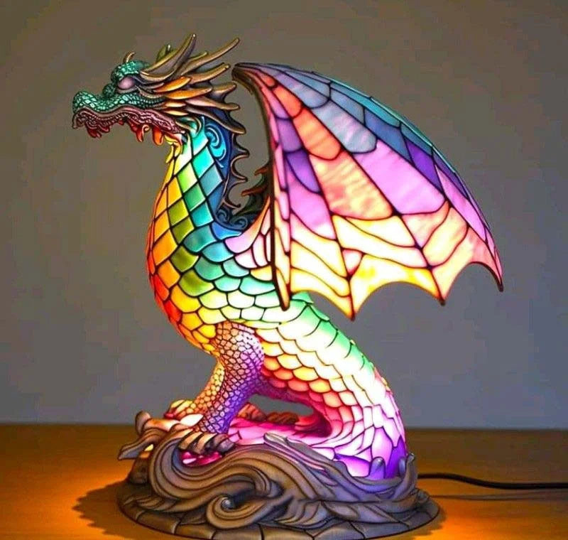 Met de hand gemaakte dierenlamp, glasinlood kunst voor een betoverende sfeer in huis.