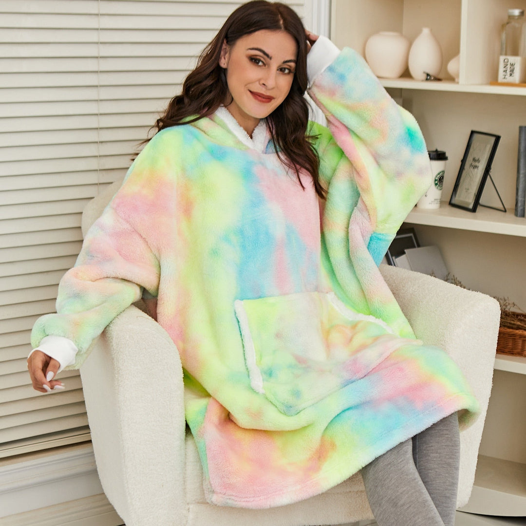 Comfortabele en stijlvolle hoodie deken als loungewear. Voor thuis of onderweg.