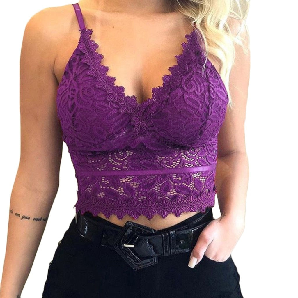 Stijlvolle mouwloze mesh zomertop, dames mode, met V-hals detail.