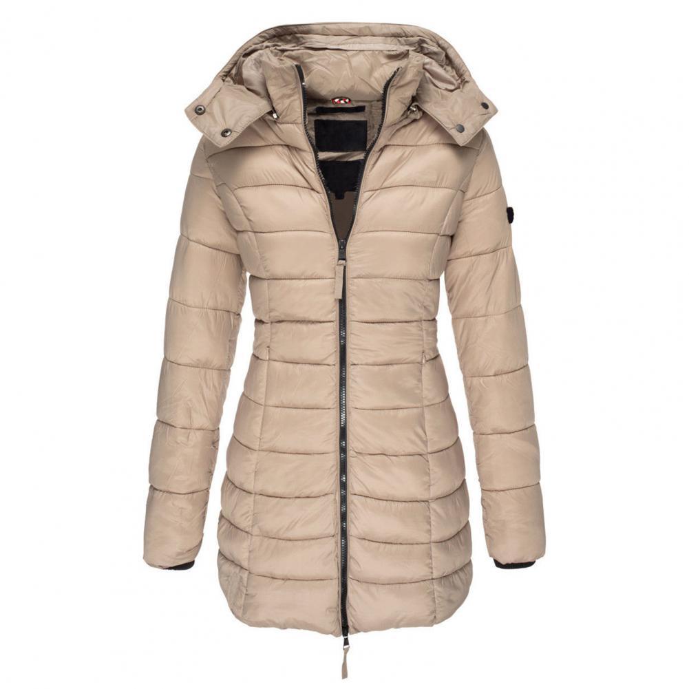 Marineblauwe Mylenes dames jas, waterafstotend en oversized, ideaal voor wisselvallig weer.