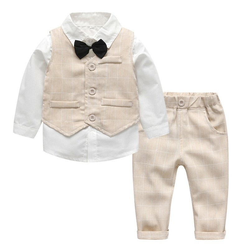 Comfortabele jongenskleding: combiset voor baby's & peuters. Stoere en praktische outfit.
