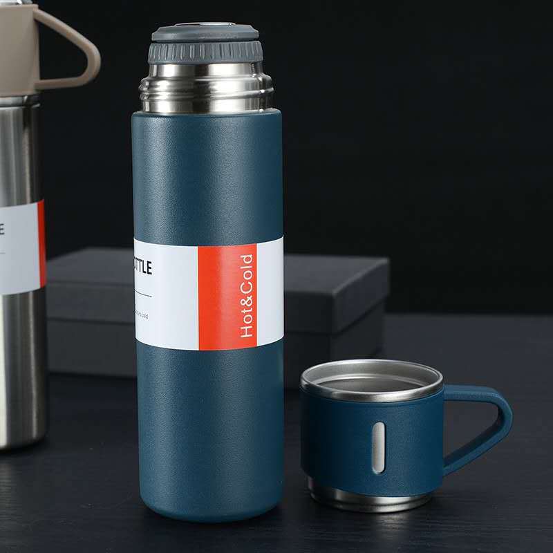 Modern design roestvrije thermoskan; de ideale partner voor elke reis.