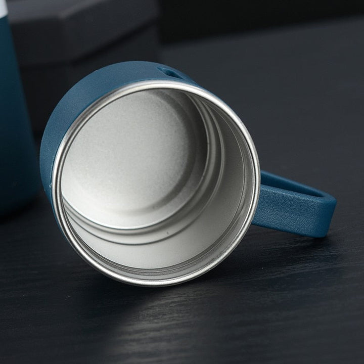 Premium thermoskan unisex; betrouwbare RVS isolatie voor warme dranken.
