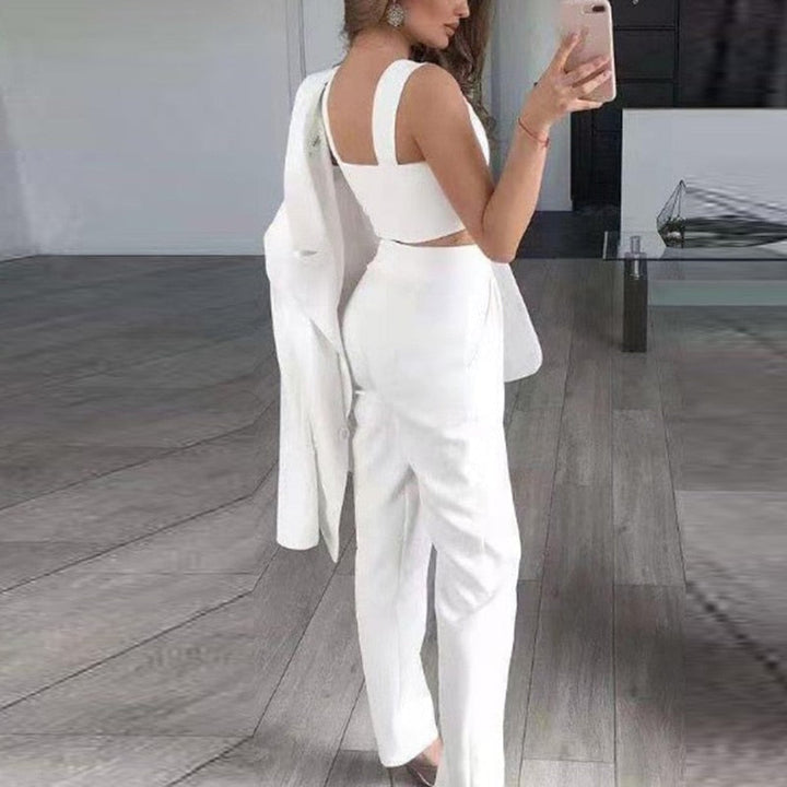 Stijlvol dames broekenpak met blazer, broek en bijpassende top