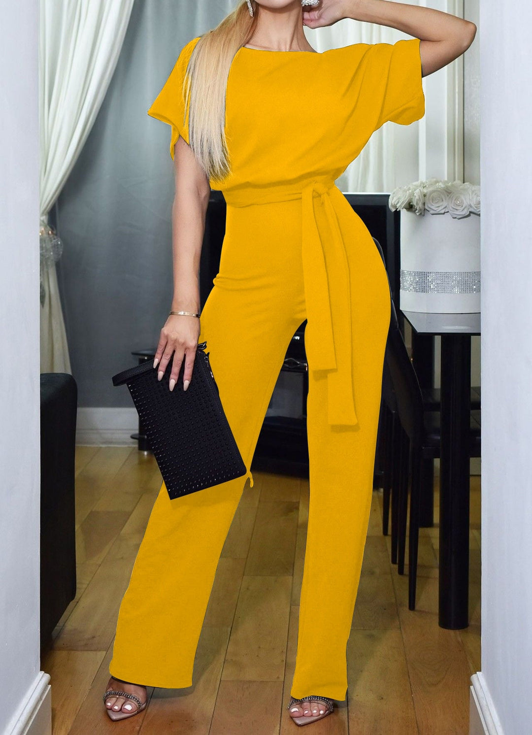 Dames jumpsuit met elegante hoge taille, comfortabel en flatterend voor elke modebewuste vrouw.