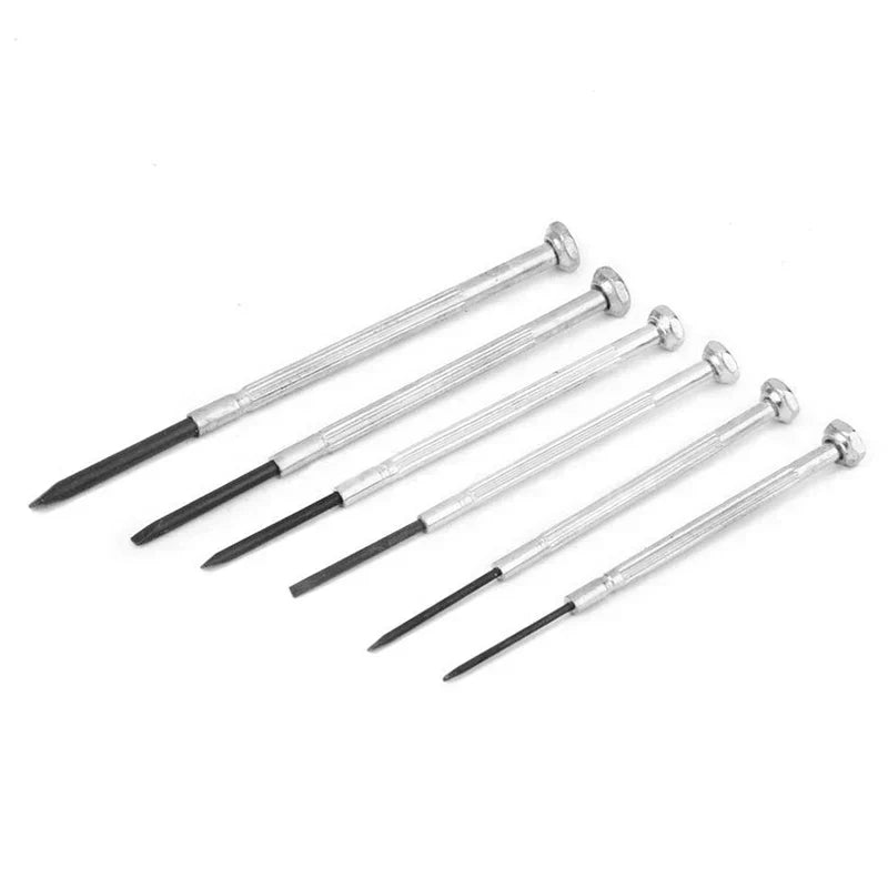 Diverse precisie schroevendraaiers, ideaal horlogegereedschap en reparatieset voor kleine elektronica.