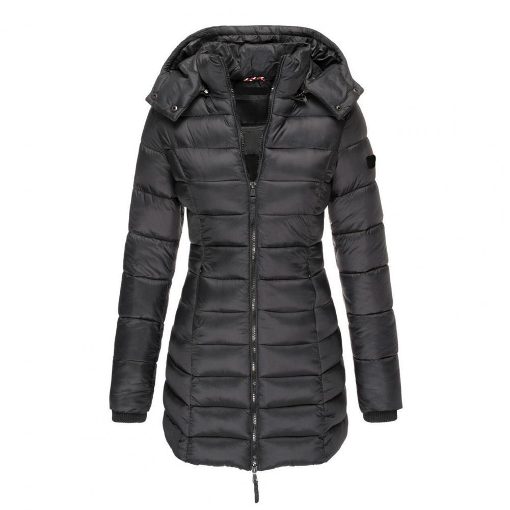 Kaki comfortabele dames seizoen jas, beschermend en modieus, met capuchon voor alle weersomstandigheden.