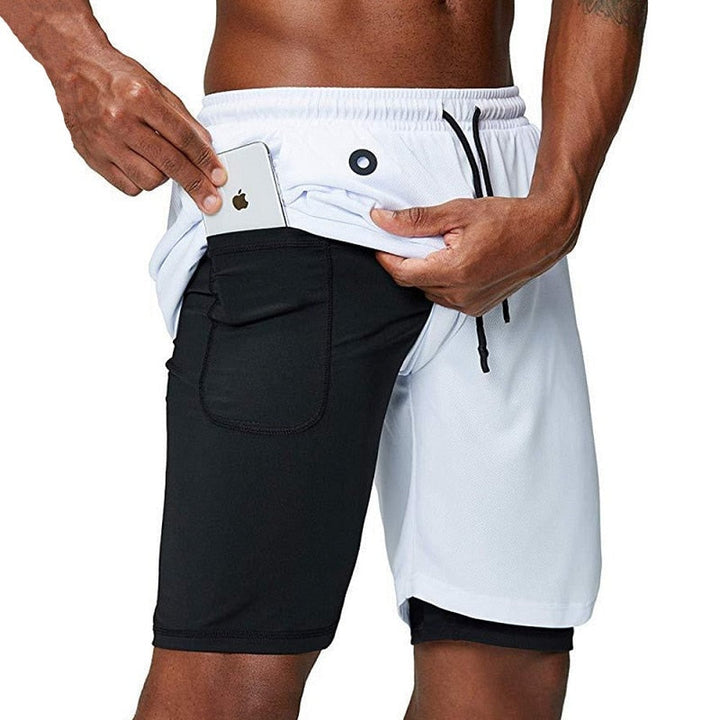 Hoogwaardige heren sportkleding: duurzame hardloopshorts met alle nodige functies.