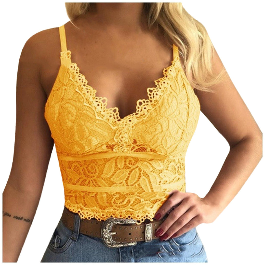 Stijlvolle mesh dames top, slim fit, mouwloos, een must-have voor de zomer.