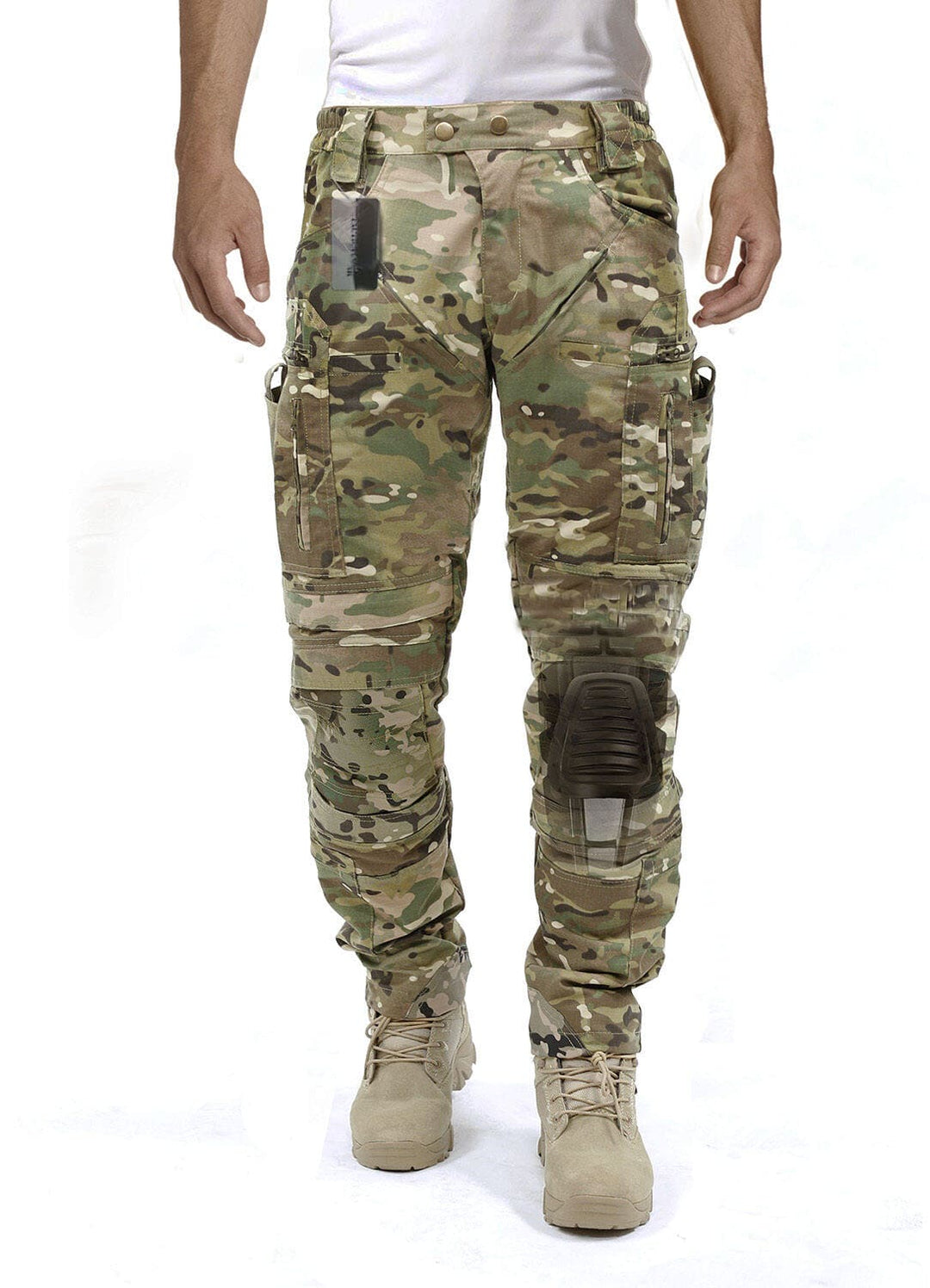 Comfortabele heren cargo broek met bescherming, getoond in een stoere en actieve stijl