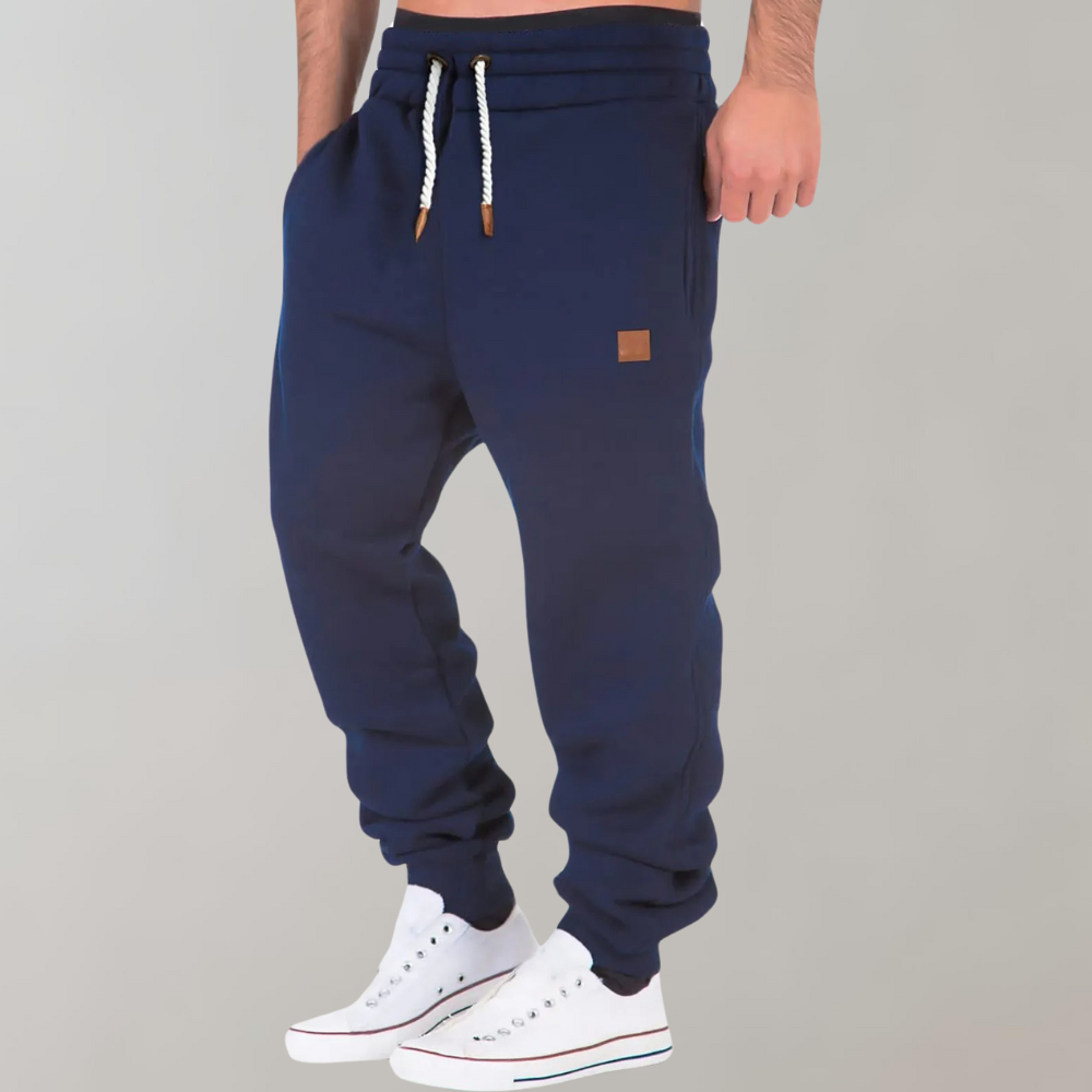 Comfortabele joggingbroek voor mannen in diverse maten en kleuren.