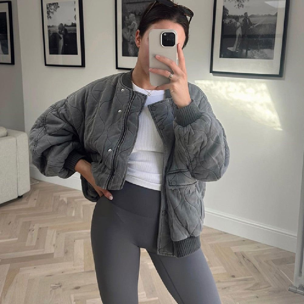 Stijlvol grijs dames bomberjack met cropped pasvorm voor