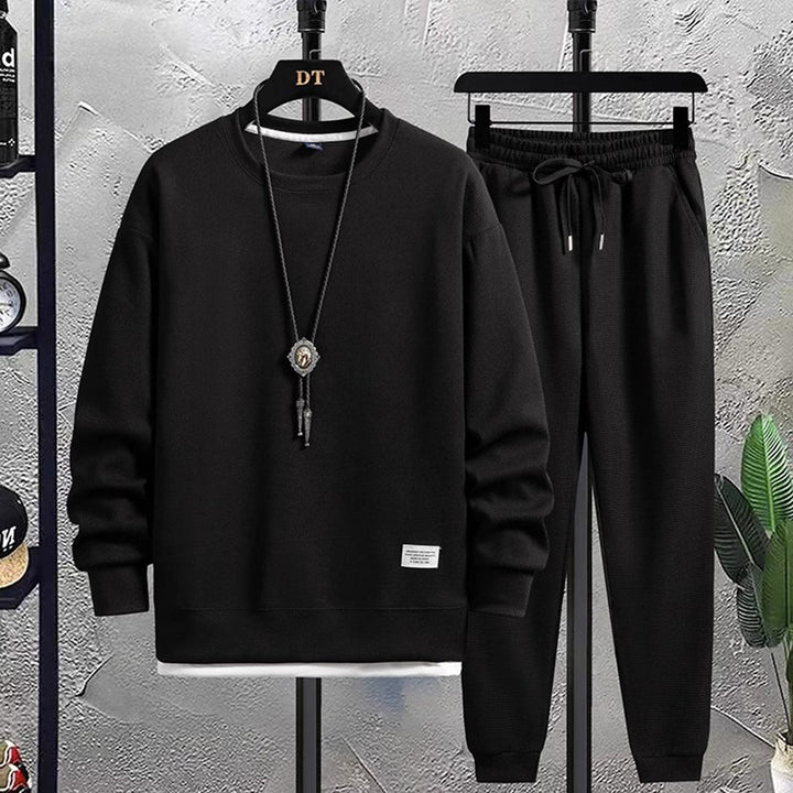 Veelzijdig heren Loren joggingpak, geschikt als sportpak, casual set of comfortabele herenkleding voor thuis.