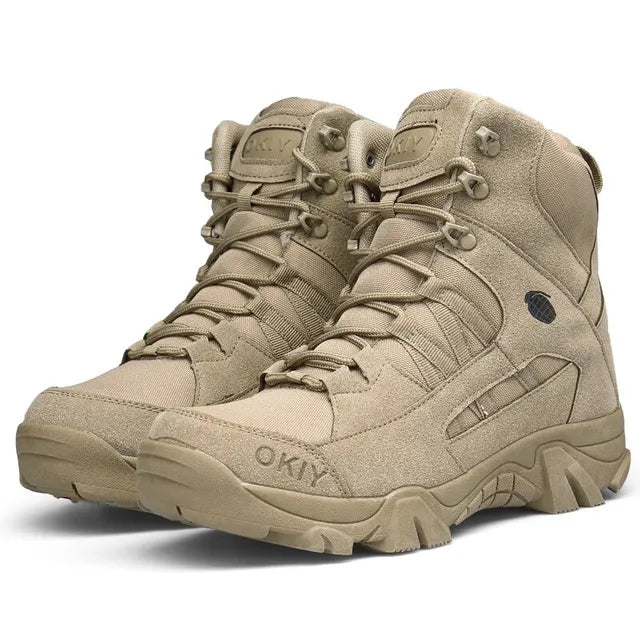 Paar bruine waterdichte wandelschoenen voor mannen, geschikt voor outdoor avonturen en trekking.