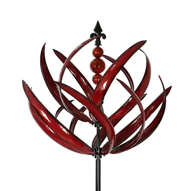 Weerbestendige metalen windspinner voor de tuin. Duurzame blauw-rode decoratie en tuinkunst voor buiten.