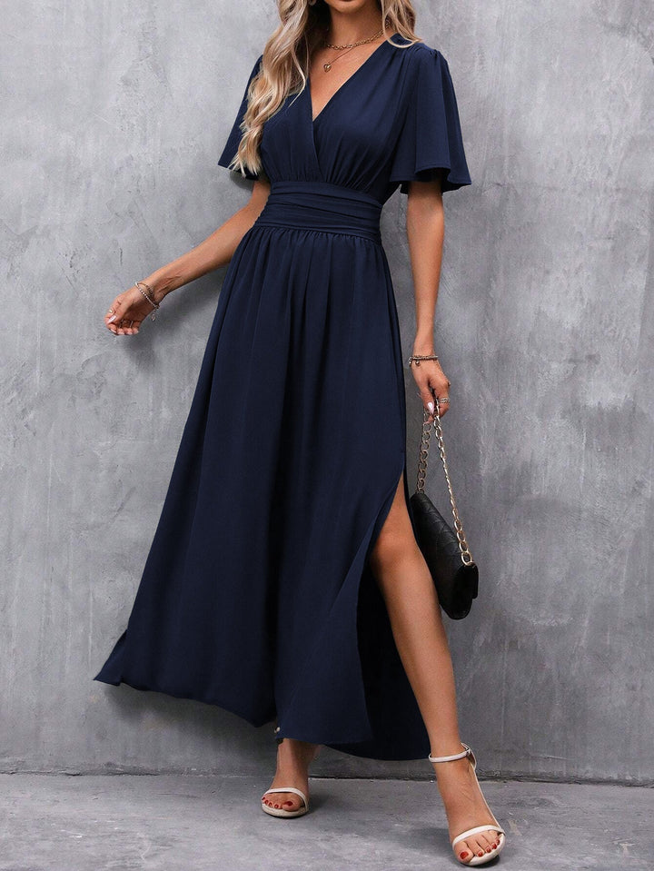 Stijlvolle marineblauwe maxi-jurk met A-lijn silhouet en split