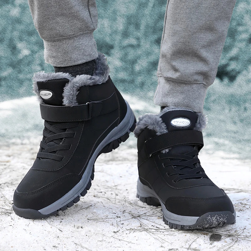 Praktische heren winterlaarzen met antislipzool en waterdichte bescherming. Ideaal voor kou en sneeuw.