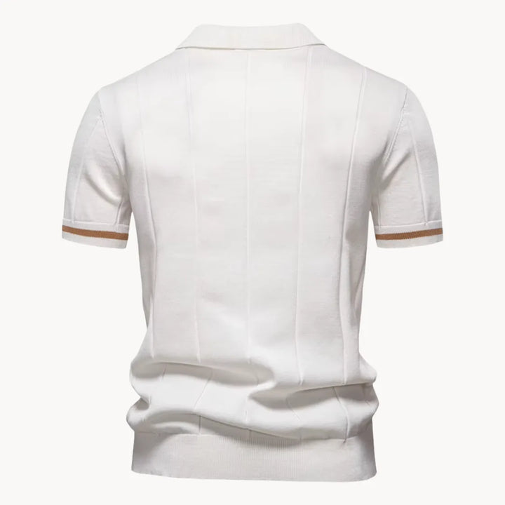 Moderne heren polo met ritskraag, een stijlvolle toevoeging aan de casual garderobe van elke man.