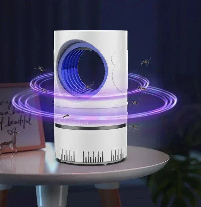 Compacte witte insectenzapper, stil en effectief tegen vliegende insecten.